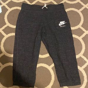 Nike capris